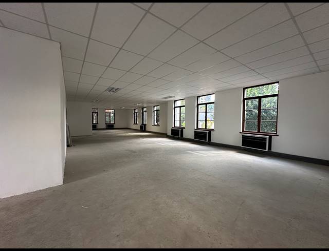 188M² OFFICE TO LET IN SANDTON CENTRAL